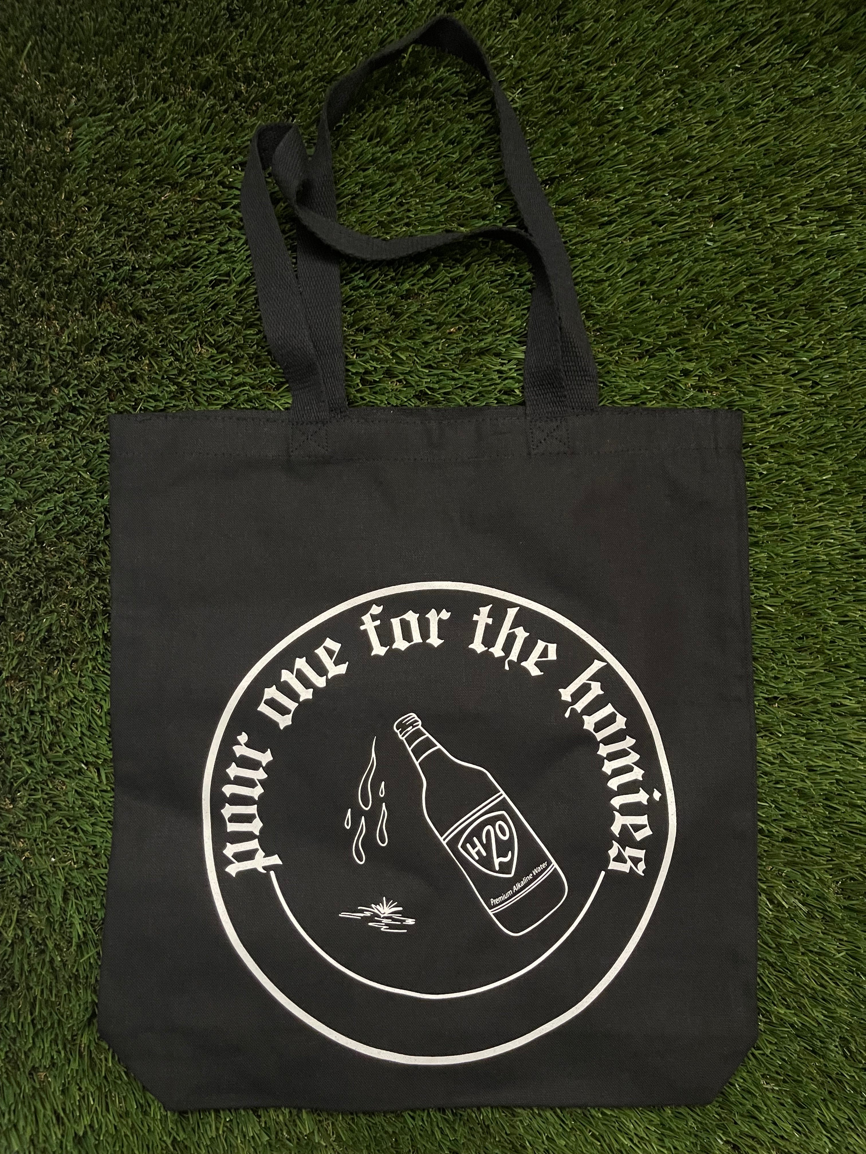 TOTE BAGS